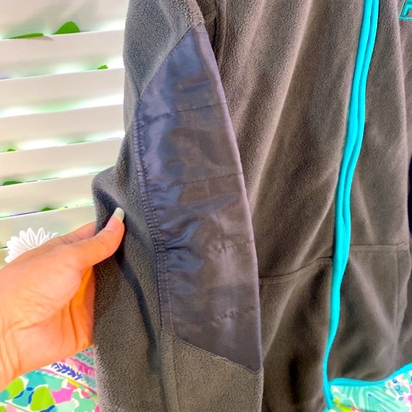 Fila gray jacket with turquoise/teal trim - Picture 2 of 8